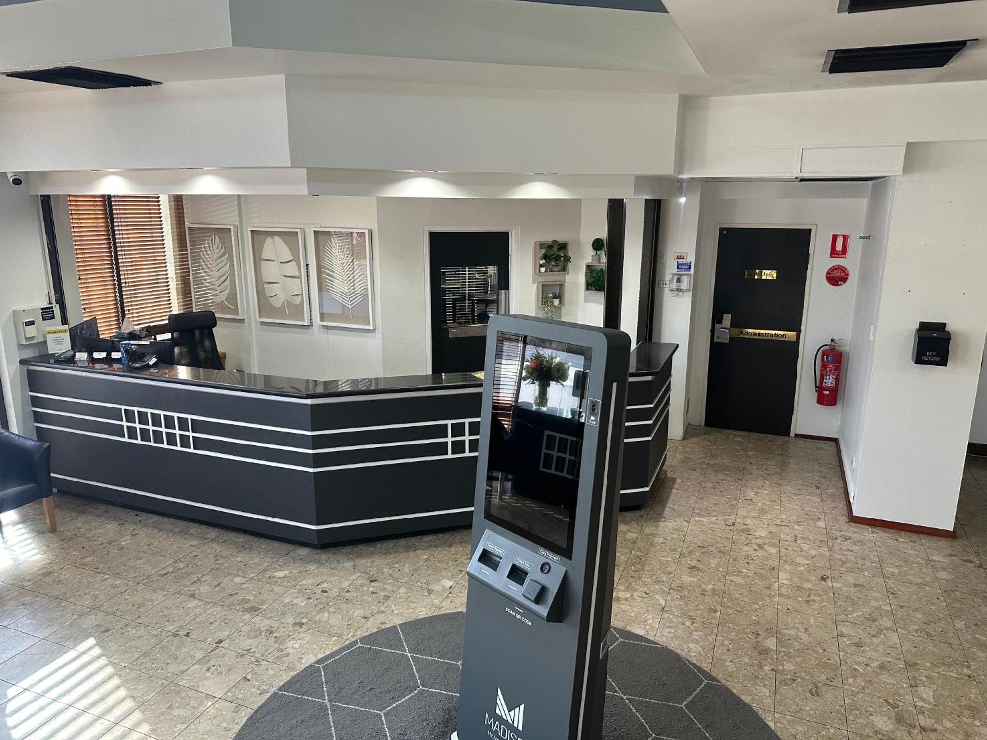 Madison Capital Executive Apartments Canberra Zewnętrze zdjęcie