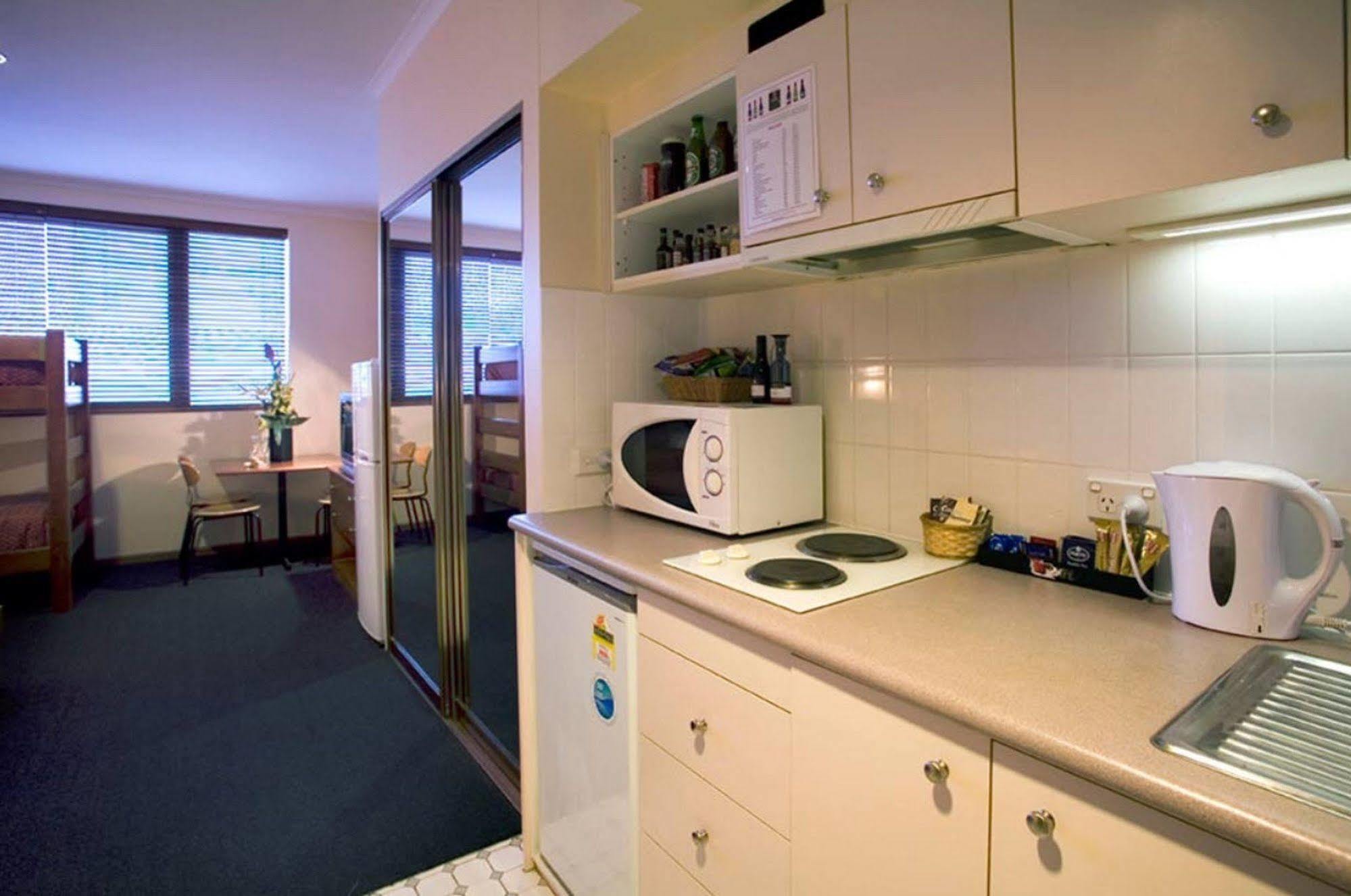 Madison Capital Executive Apartments Canberra Zewnętrze zdjęcie